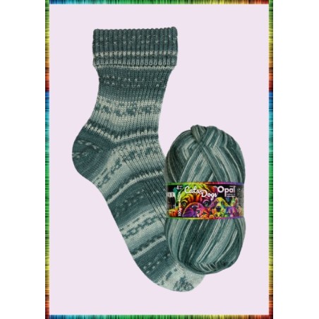 Opal Cats and Dogs met heldere en unieke kleuren van Opal sokkenwol.