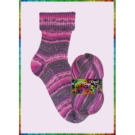 Opal Cats and Dogs met heldere en unieke kleuren van Opal sokkenwol.