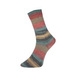 Pro Lana Socks Ball  een bol met de hand gewikkeld waardoor knopenvrij