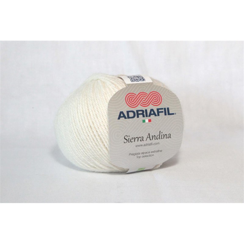 Adriafil Sierra Andina 100 % super fijne Alpacawol Adriafil Sierra Andina 100 % super fijne Alpacawol