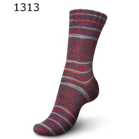 Regia Wellness Color heerlijke wellness tijdens het breien met dit garen..