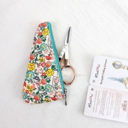 De opvouwbare schaar van KnitPro is handig en veilig om mee te nemen.