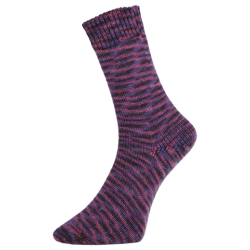 Pro Lana Golden Socks Fashion B gezellig gekleurde gestreepte sokken voor jou.